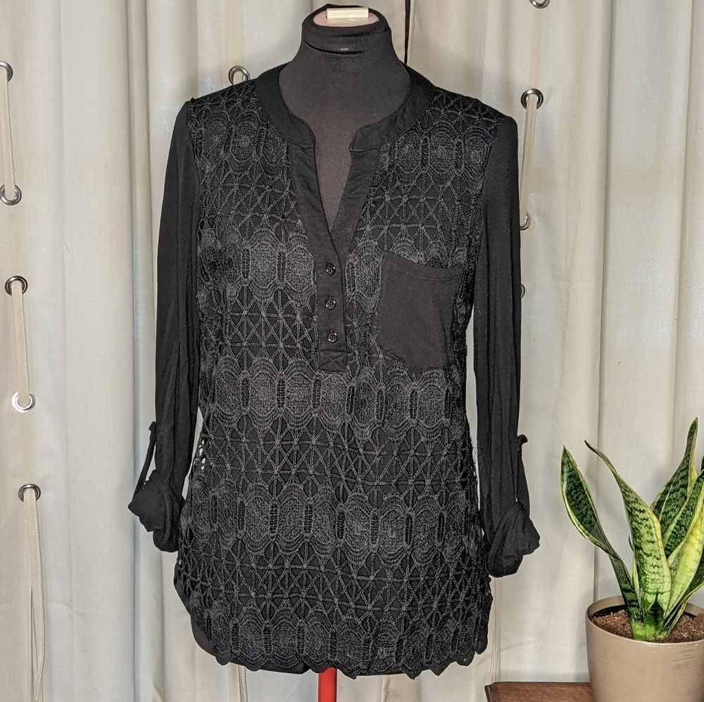 Soft Surroundings black lace top Small